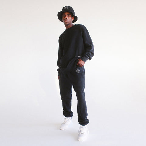 MINERAL WASHED BLACK SWEATSHIRT