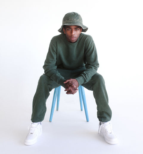MINERAL WASHED MILITARY GREEN SWEATPANT